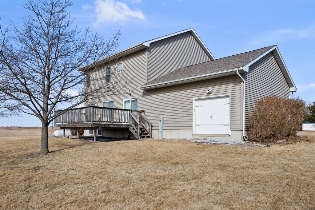 475 Rhonda Road New Liberty, IA 52765 - Photo 36 of 38 Gallery Image 36