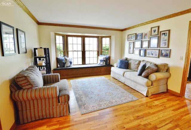 5123 Tree Hill Road Grand Blanc, MI 48439 - Photo 14 of 58 21210837-13.JPG