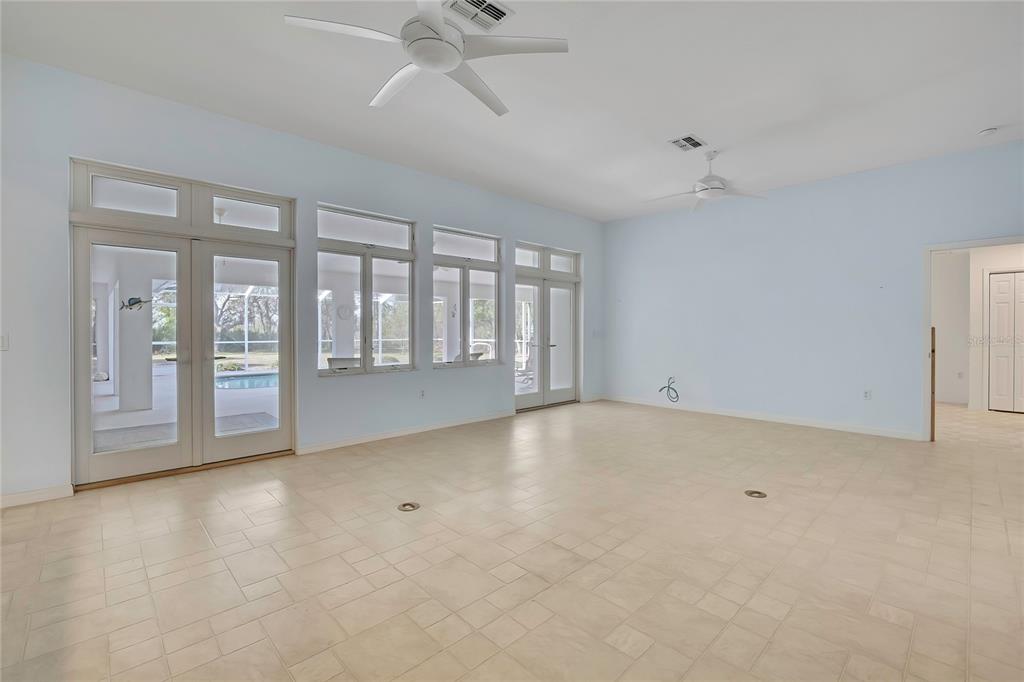 7250 Madrid Road Weeki Wachee, FL 34613 - Photo 6 of 45