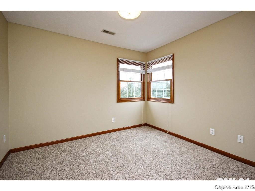 2016 Halifax Drive Springfield, IL 62703 - Photo 22 of 34