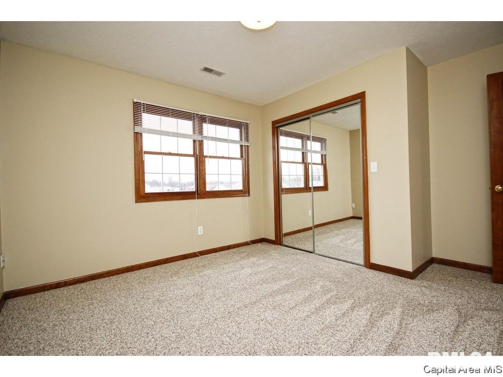 2016 Halifax Drive Springfield, IL 62703 - Photo 24 of 34