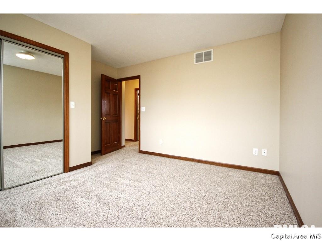 2016 Halifax Drive Springfield, IL 62703 - Photo 26 of 34