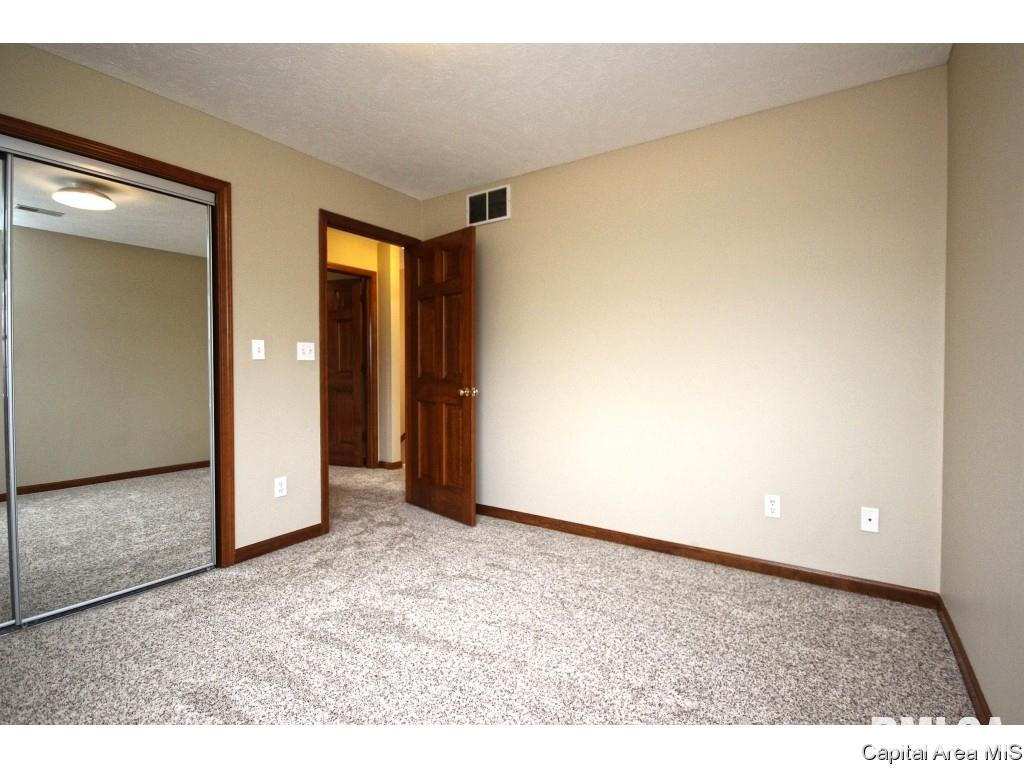 2016 Halifax Drive Springfield, IL 62703 - Photo 27 of 34