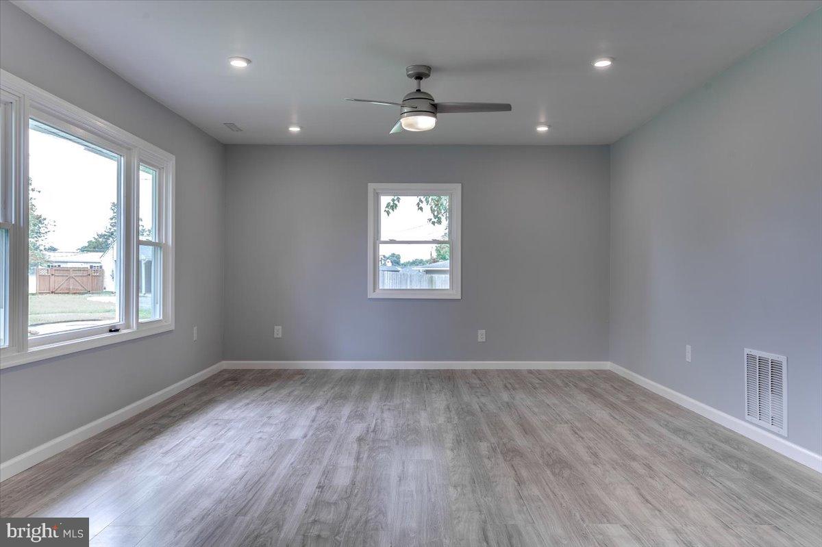 3 Meadow Lane Newark, DE 19713 - Photo 2 of 24