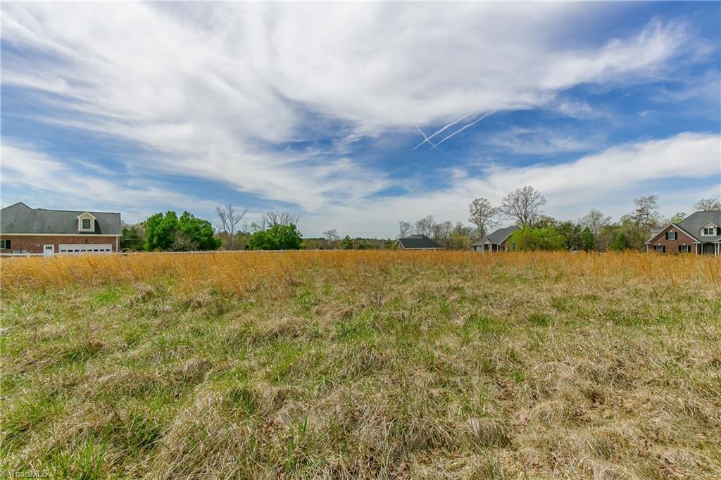 3040 Creek Point Road Graham, NC 27253 - Photo 9 of 13 Gallery Image 9