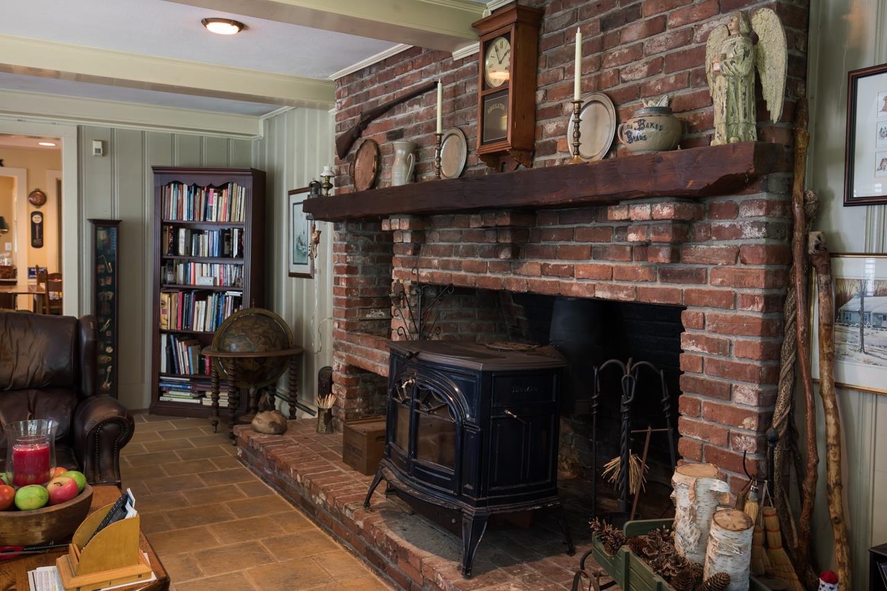 1 Jane Appleton Way Hampton, NH 03842 - Photo 8 of 40