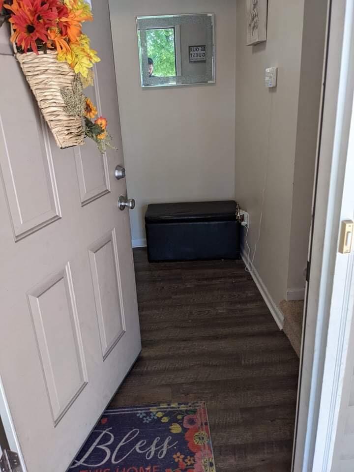 369 South Boo Road, Unit B Burns Harbor, IN 46304 - Photo 3 of 23 a view of entryway