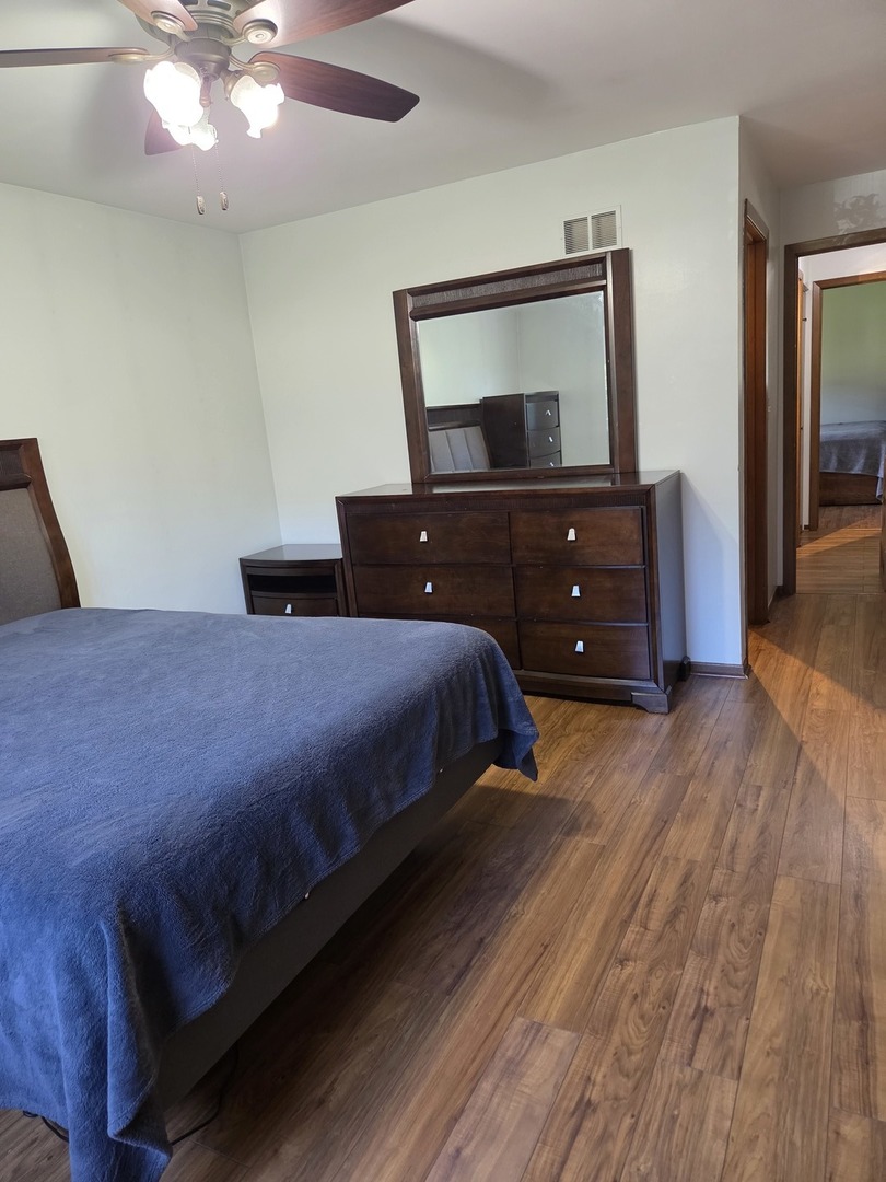 1907 West Golf Road, Unit 1B Mount Prospect, IL 60056 - Photo 8 of 23