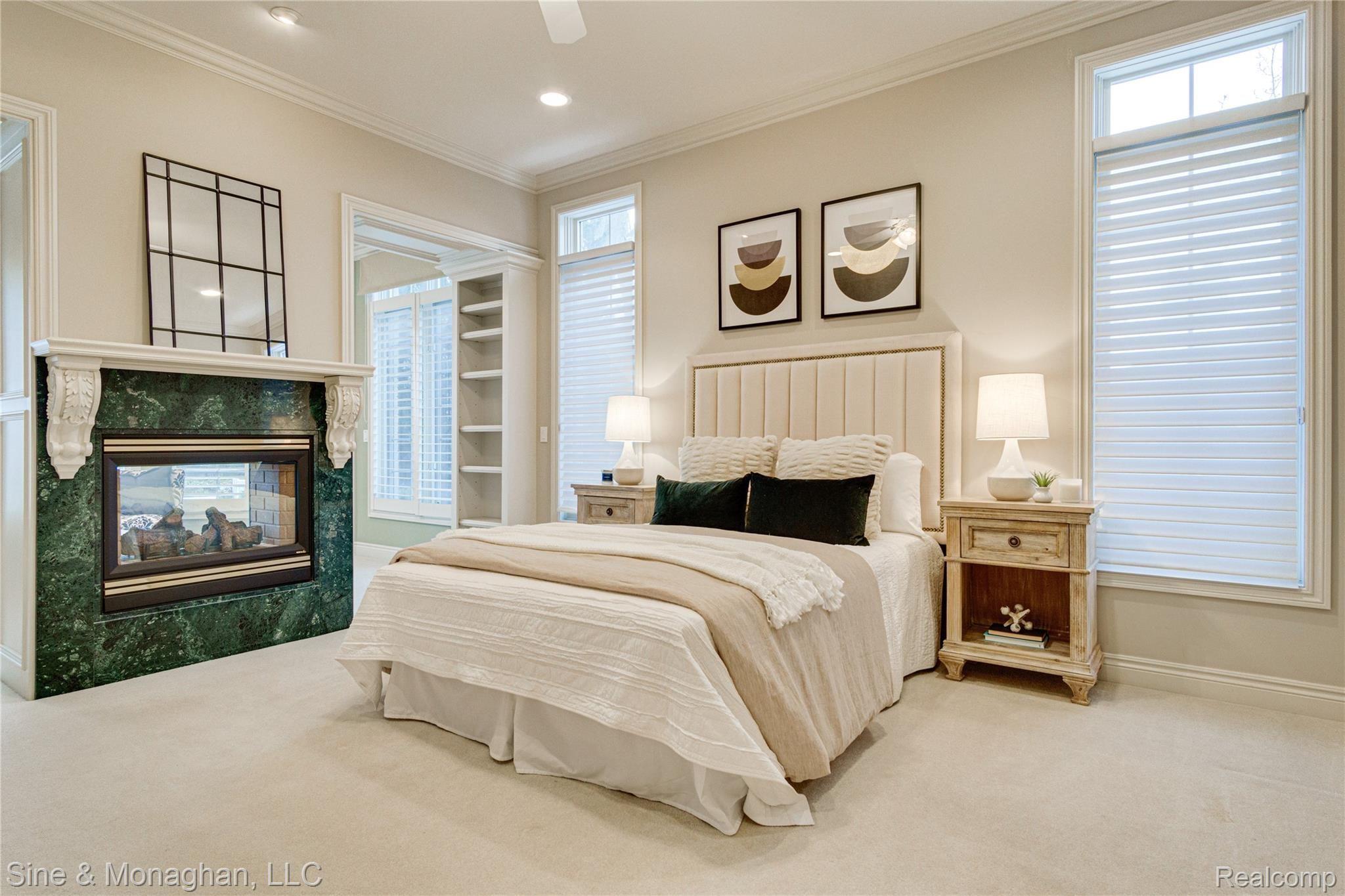 45 Roslyn Road Grosse Pointe, MI 48236 - Photo 35 of 88 Interiors (45 of 109).jpg
