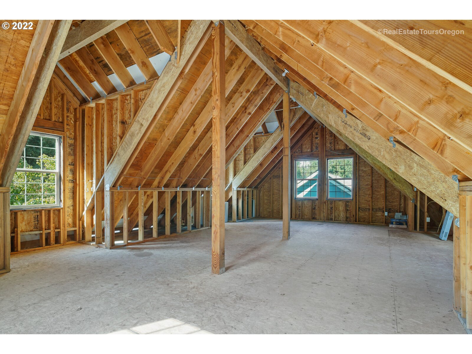 4100 Southwest Borland Road Tualatin, OR 97062 - Photo 22 of 32 Gallery Image 22