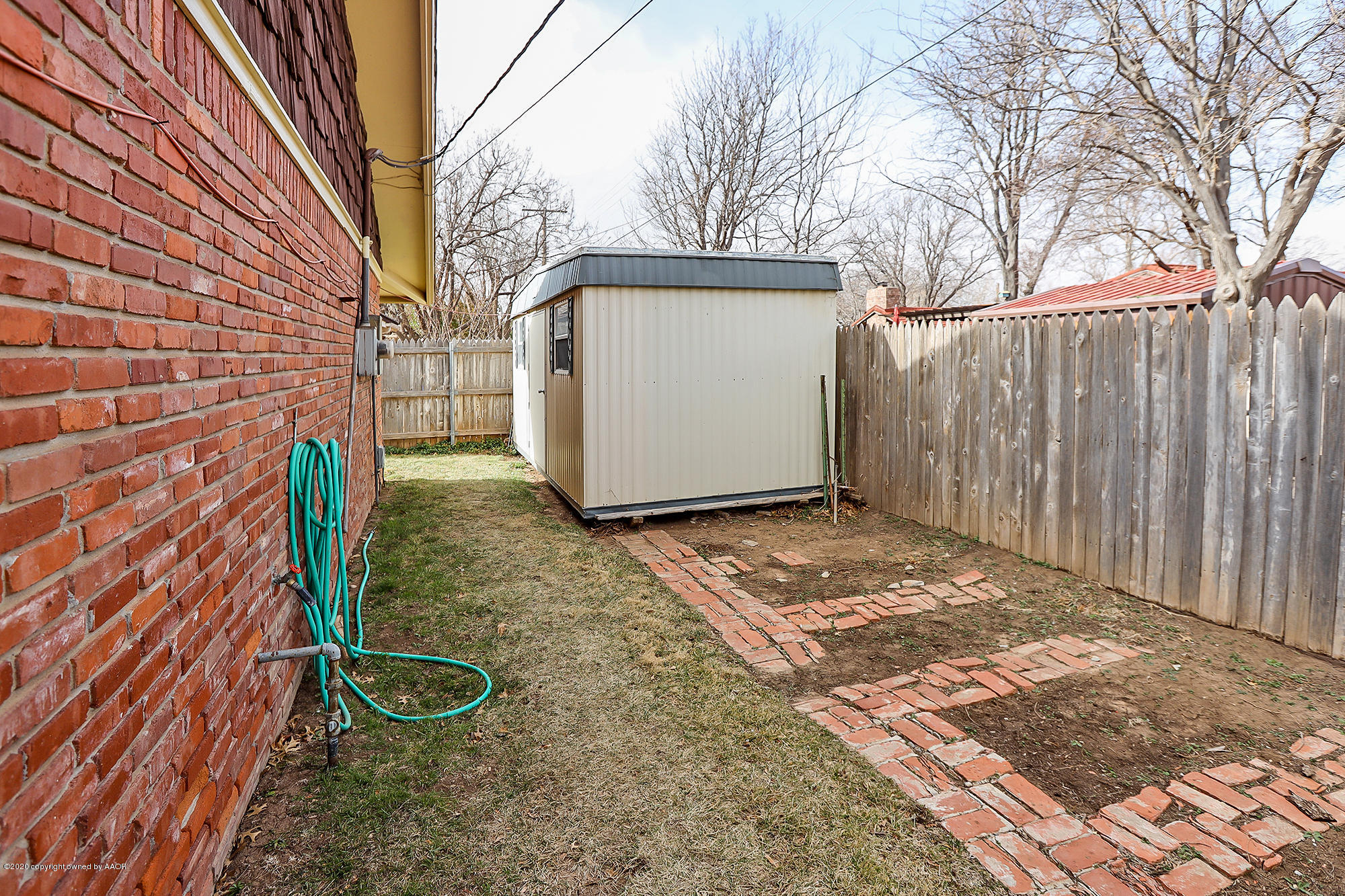 6908 Calumet Road Amarillo, TX 79106 - Photo 40 of 40 a view of a backyard