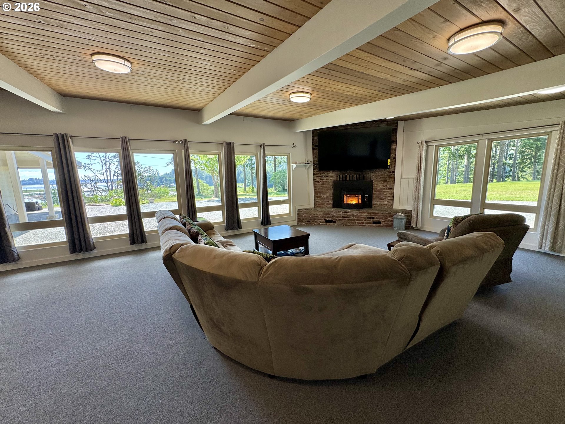 94475 Golf Course Lane North Bend, OR 97459 - Photo 19 of 47