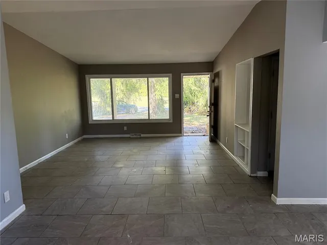 $59,900 | 2442 Gardner Drive, St. Louis, MO 63136
