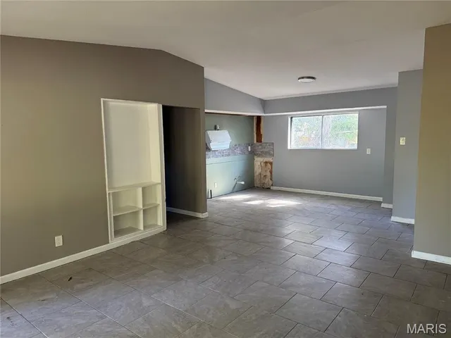 $59,900 | 2442 Gardner Drive, St. Louis, MO 63136