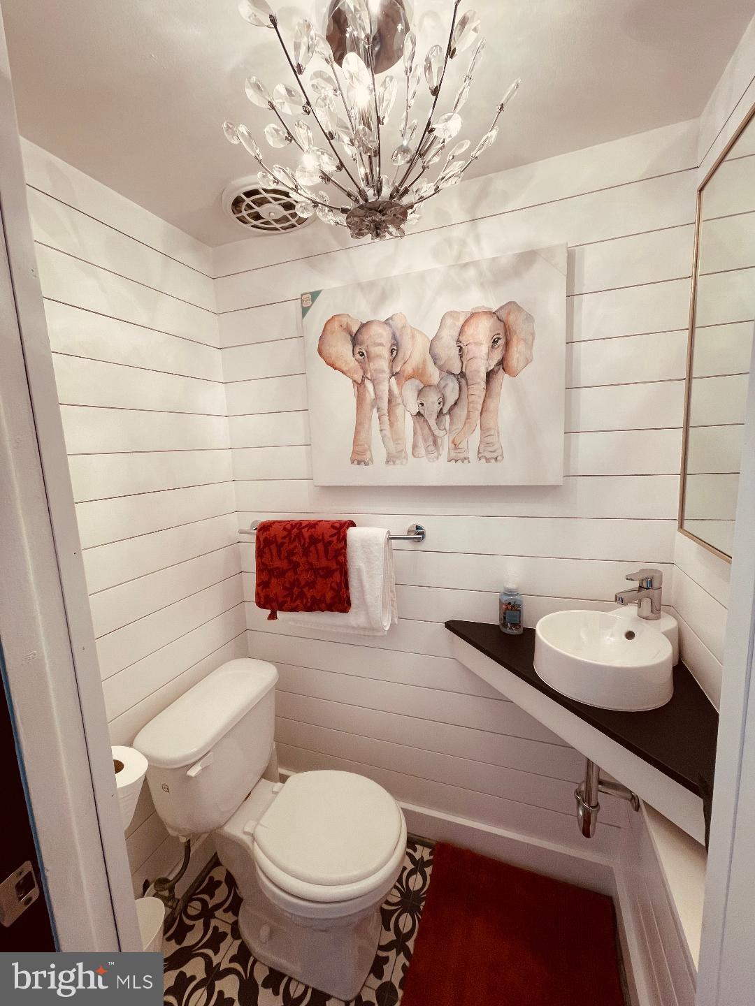 4813 Midline Road Baltimore, MD 21206 - Photo 10 of 28 Gallery Image 10