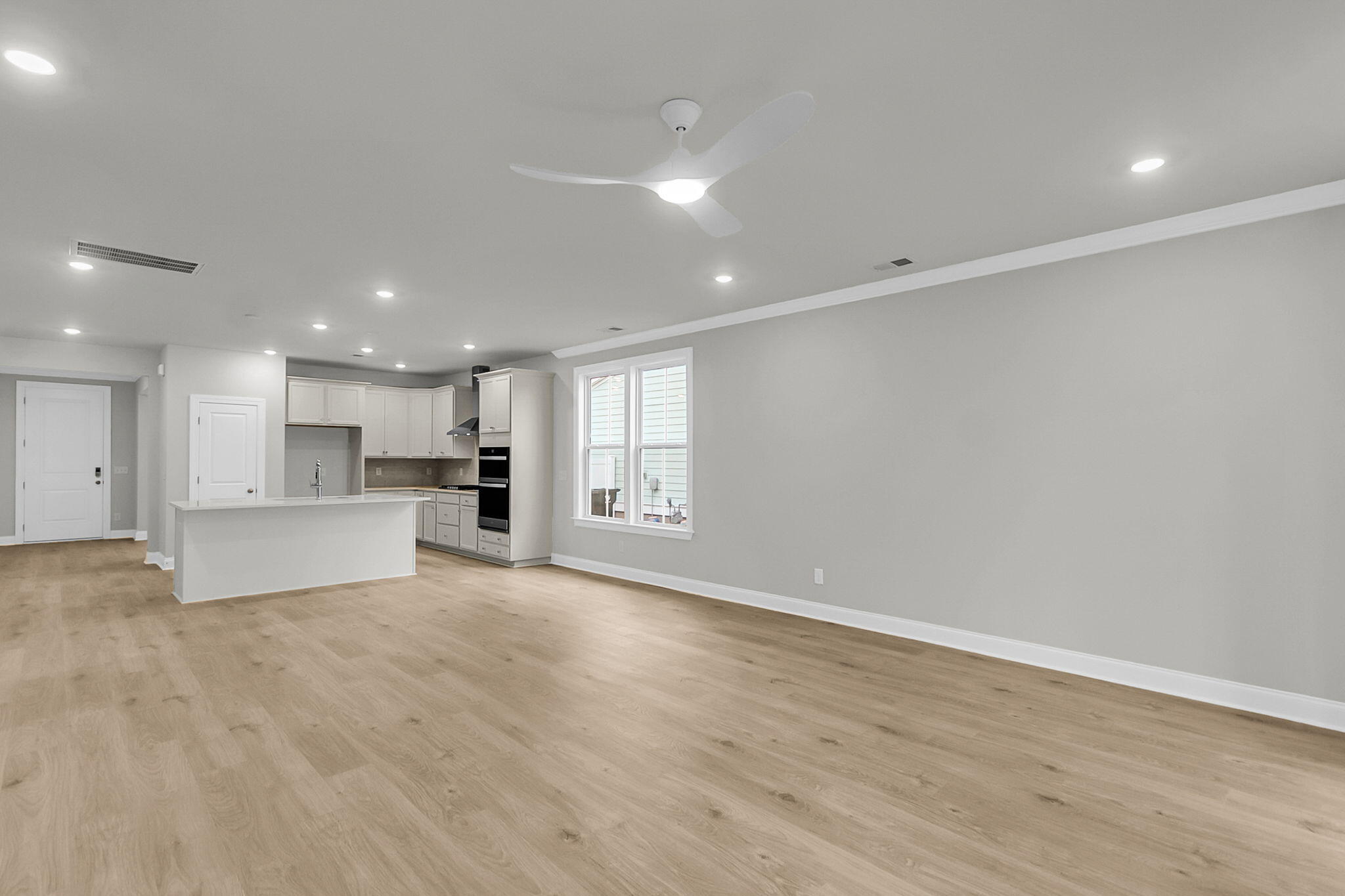 789 Maynard Lane Summerville, SC 29486 - Photo 17 of 47 DFH_CHS_Tidewater_Carson_789 Maynard Lan