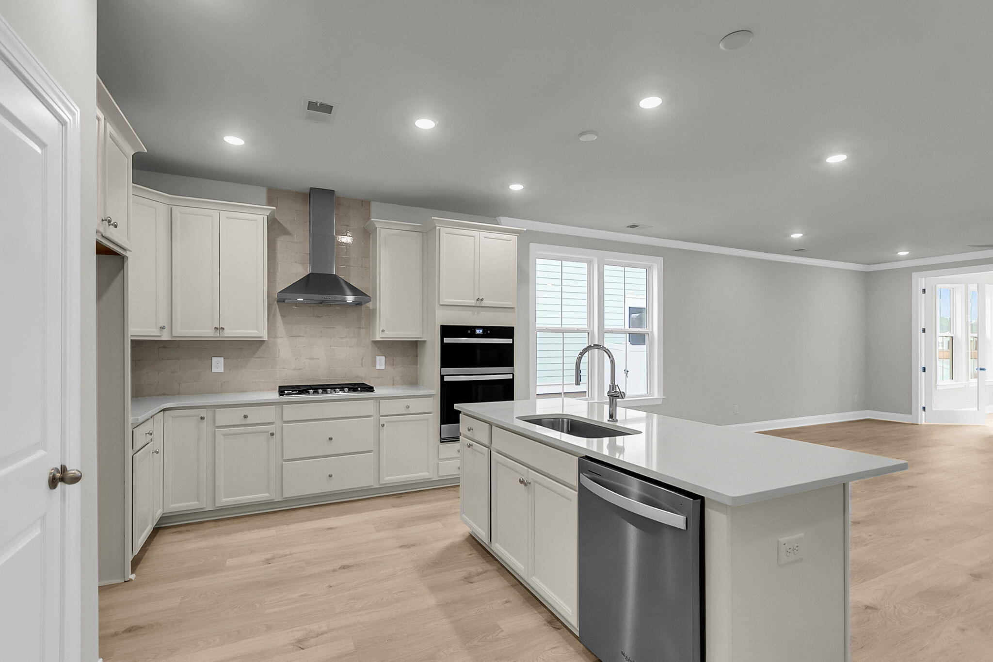 789 Maynard Lane Summerville, SC 29486 - Photo 8 of 47 DFH_CHS_Tidewater_Carson_789 Maynard Lan