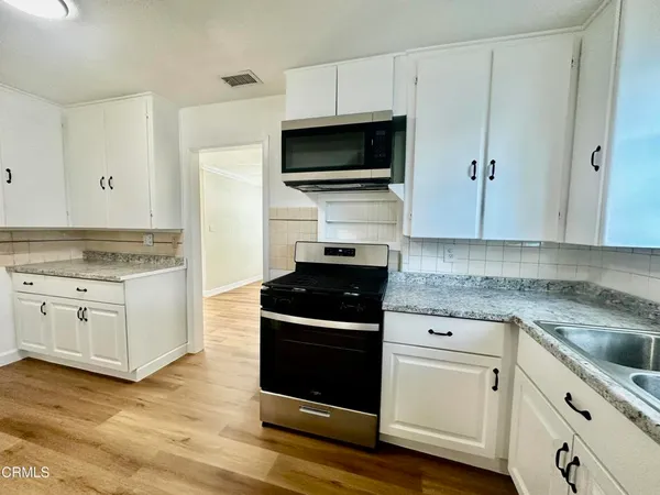 $3,800 | 3171 East Los Angeles Avenue, Somis, CA 93066