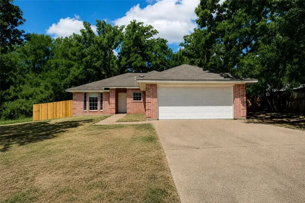 $1,999 | 2402 Jaguar Court, Bryan, TX 77807