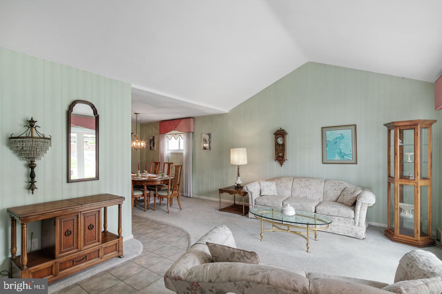 1608 Mt Pleasant Road Havertown, PA 19083 - Photo 3 of 30