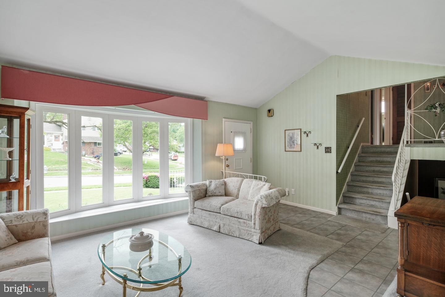 1608 Mt Pleasant Road Havertown, PA 19083 - Photo 4 of 30