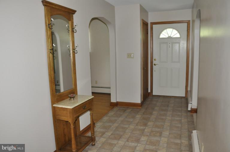 2100 Durham Road Fallston, MD 21047 - Photo 18 of 30 Foyer