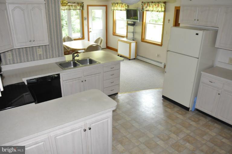 2100 Durham Road Fallston, MD 21047 - Photo 5 of 30 Kitchen