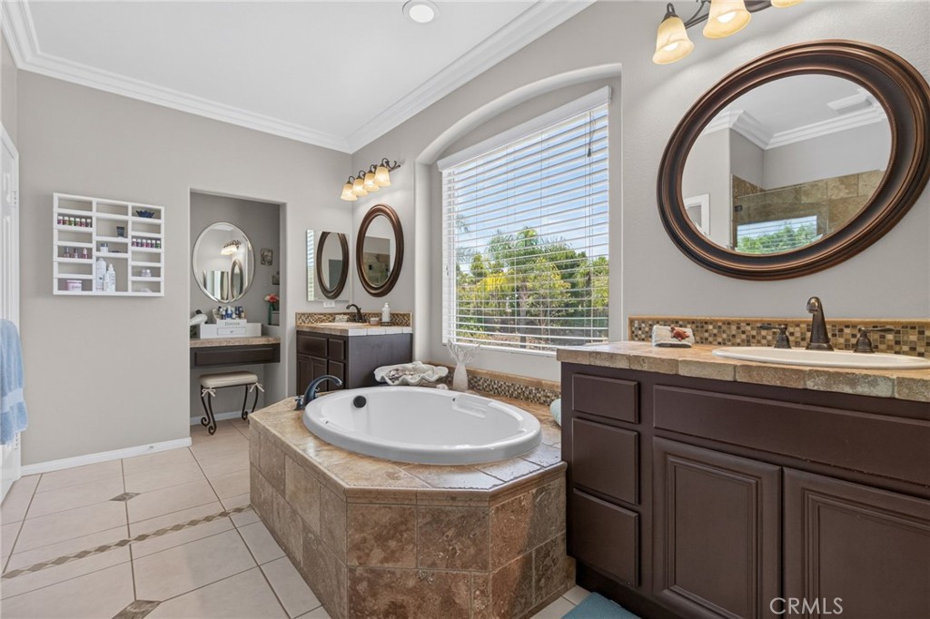 1268 Las Ventanas Way Riverside, CA 92508 - Photo 32 of 66
