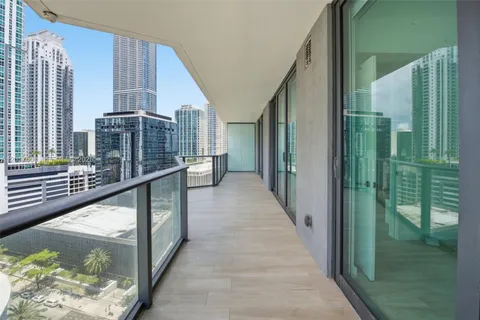 $675,000 | 1300 South Miami Avenue, Unit 1411, Miami, FL 33130