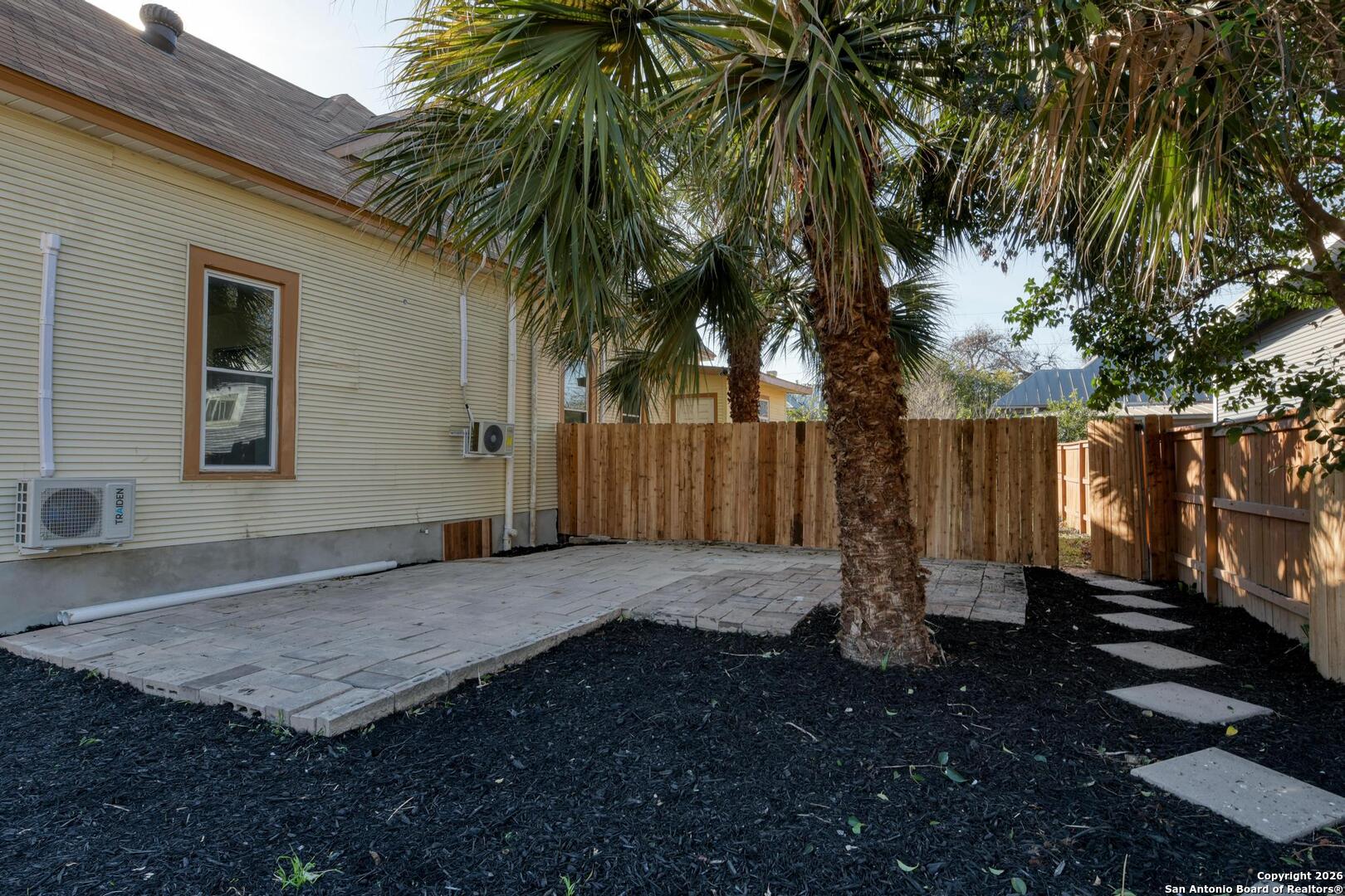 224 East Rische San Antonio, TX 78204 - Photo 17 of 38