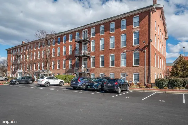 $205,000 | 2639 Boston Street, Unit 104, Baltimore, MD 21224