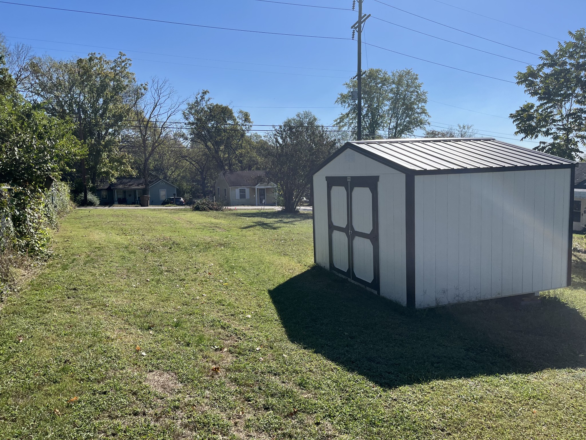 645 Delaware Avenue Madison, TN 37115 - Photo 3 of 5