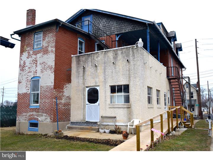 254 South Hull Street Sinking Spring, PA 19608 - Photo 15 of 18 Gallery Image 15