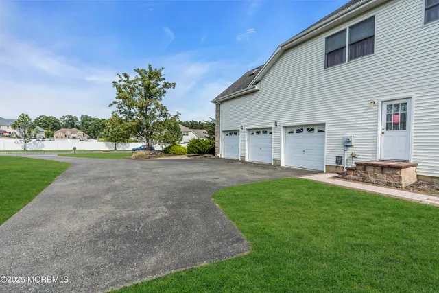 $975,000 | 6 Bane Lane, New Egypt, NJ 08533