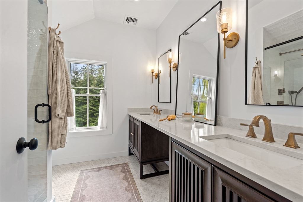 8 R Rolfe's Lane Newbury, MA 01951 - Photo 26 of 42 Gallery Image 26