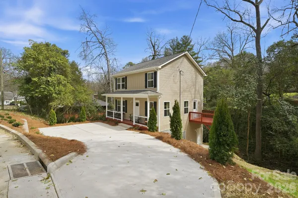 $395,000 | 34 Louise Drive Southeast, Concord, NC 28025