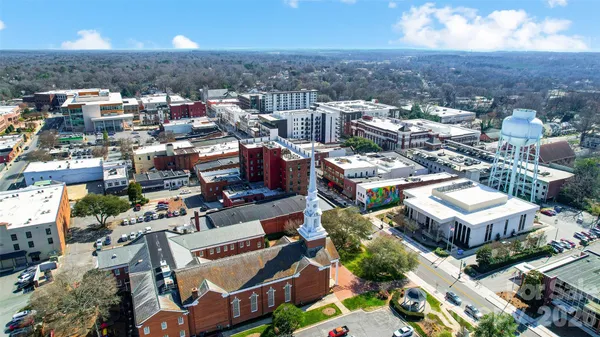 $395,000 | 34 Louise Drive Southeast, Concord, NC 28025