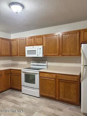 $1,150 | 907 Springwood Drive, Jacksonville, NC 28546