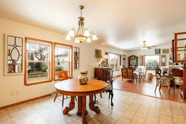 $200,000 | 793 North Adams Avenue, Buffalo, WY 82834