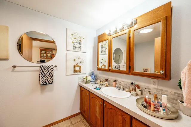 $200,000 | 793 North Adams Avenue, Buffalo, WY 82834