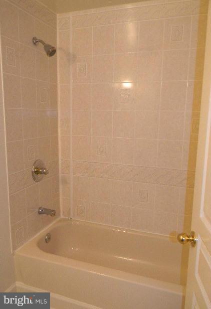 15004 Shamrock Ridge Road Silver Spring, MD 20906 - Photo 24 of 30 Bath