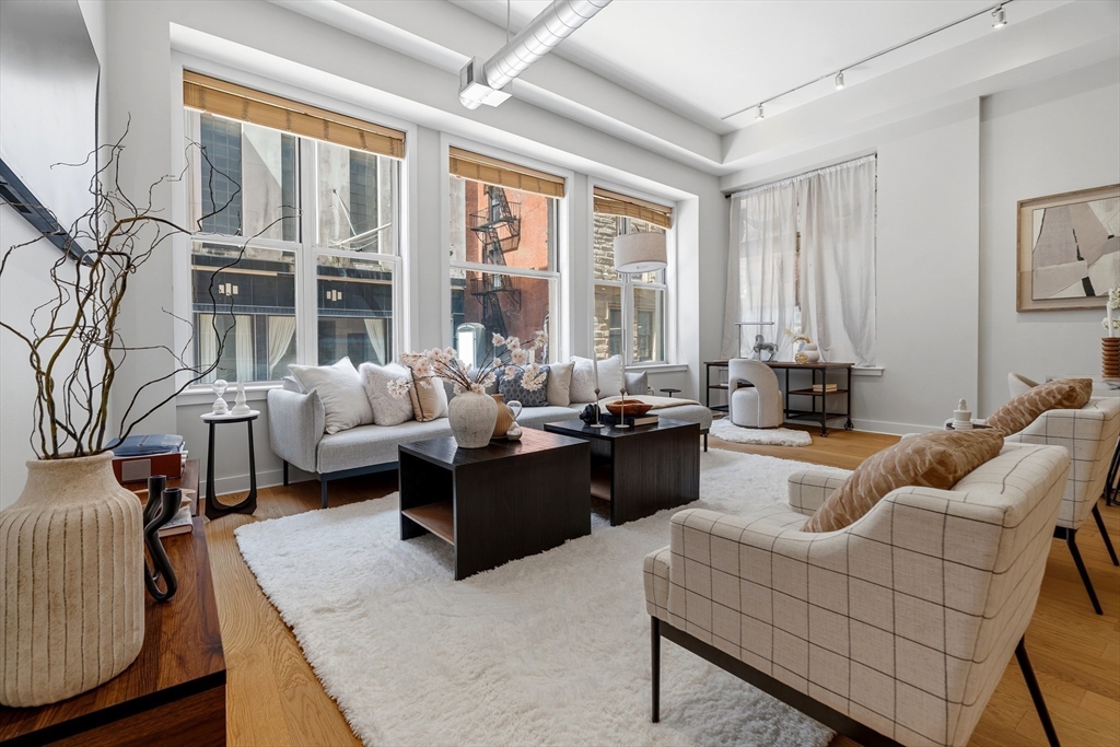 43-45 Winter Street, Unit 2 Boston, MA 02108 - Photo 3 of 33