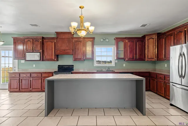 $275,000 | 10387 East Park Avenue, Houma, LA 70363