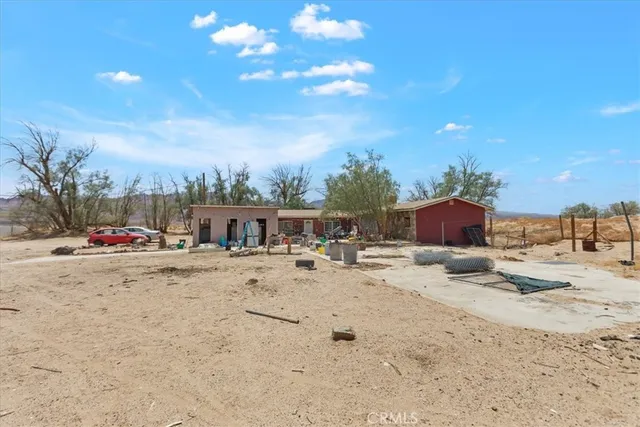 a view of snow covered with snow