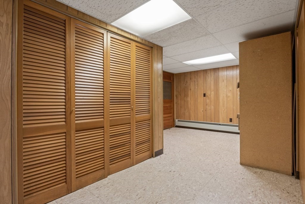 29 Irving Drive Walpole, MA 02081 - Photo 22 of 33 a view of a room with a door