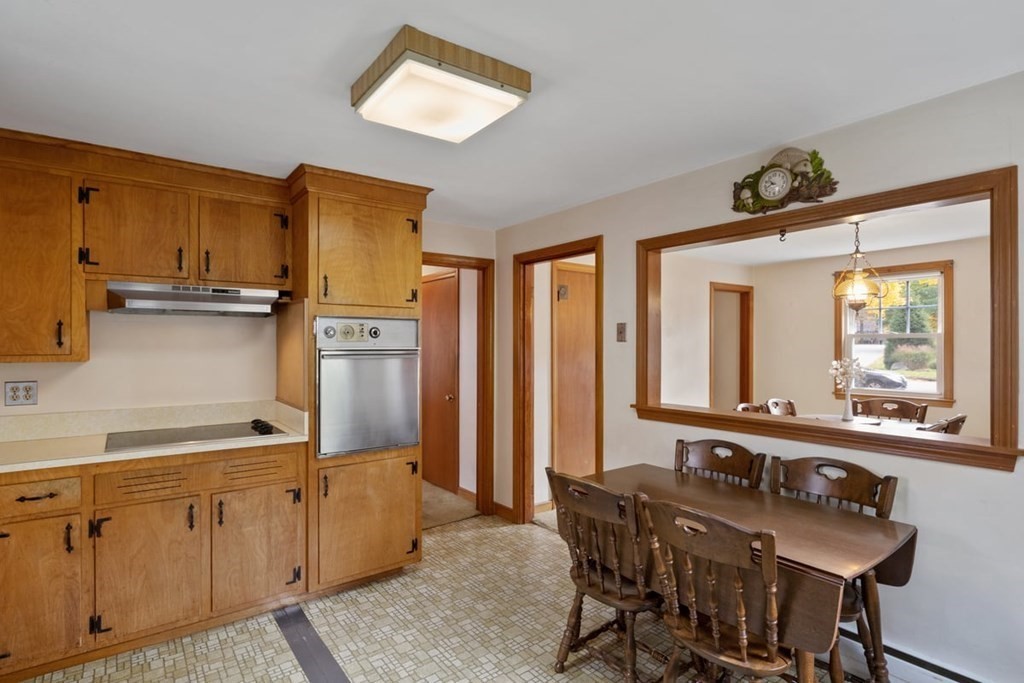 29 Irving Drive Walpole, MA 02081 - Photo 4 of 33 a view of a kitchen counter space and windows