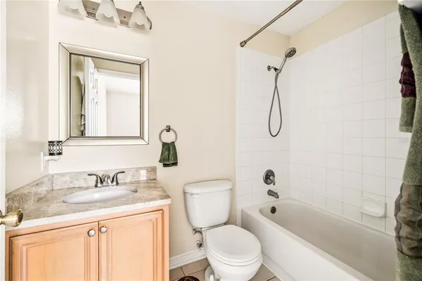 $1,800 | 922 Vineland Place, Lake Mary, FL 32746