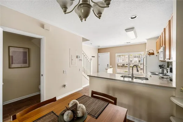 $1,800 | 922 Vineland Place, Lake Mary, FL 32746