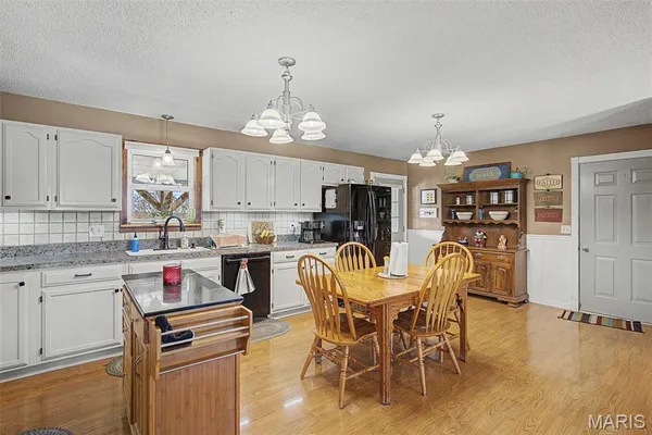 $375,000 | 6150 State Rd DD, Festus, MO 63028