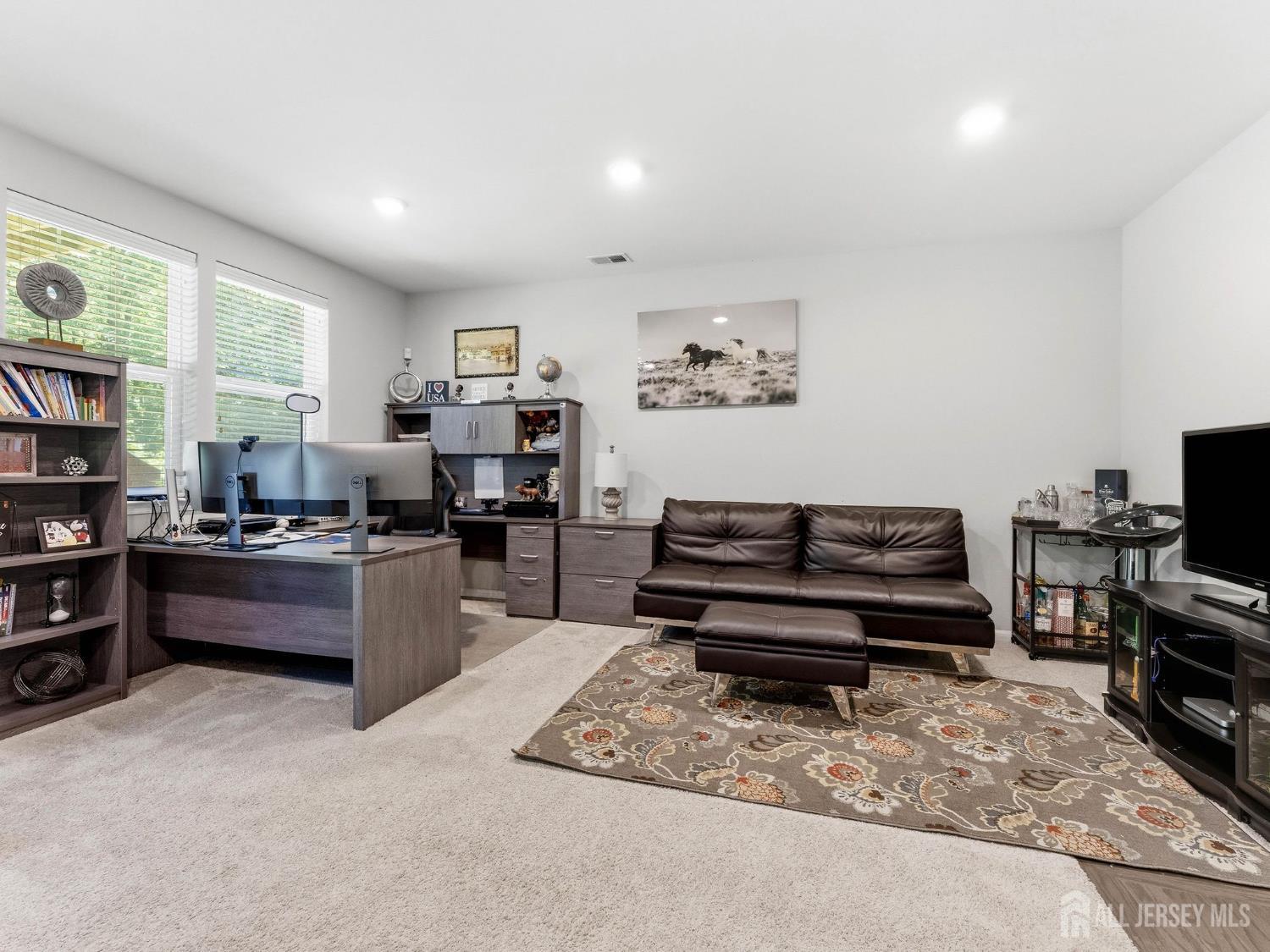 33 Sullivan Way Evesham, NJ 08053 - Photo 31 of 46